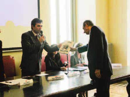 nr. 1/2013 Perugia Torino Info Camera Italia 21 La Camera del Commercio di Perugia e della Camera di Commercio della Romania in Italia, hanno firmato un protocollo di cooperazione.