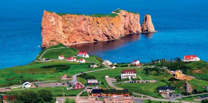 CANADA TOUR IN AUTO Città e Natura dell Est Canadese Un tour che spazia dalle metropoli più moderne del Canada, come e, alle deliziose cittadine e ai verdeggianti paesaggi del Québec.