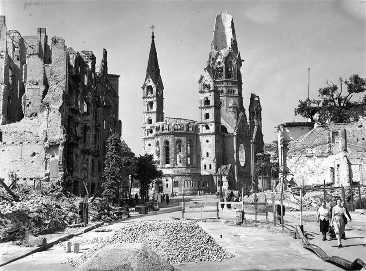 Berlino nel 1945 alla fine della seconda guerra mondiale.