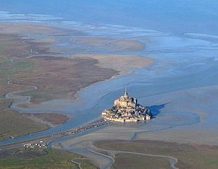 Tour in aereo e pullman FRANCIA DEL NORD Estate dalle Scogliere della Bretagna alle Spiagge dello Sbarco in Normandia 1 giorno (domenica 6 agosto 2017) Raduno dei colleghi ingegneri partecipanti, con