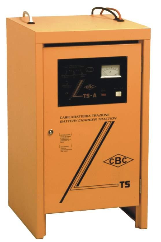 Traction BCE / TS Serie Caricabatterie automatici per batterie al piombo WET (rabboccabile). Contenitori in lamiera di acciaio verniciata. Trasformatori con avvolgimento in rame.
