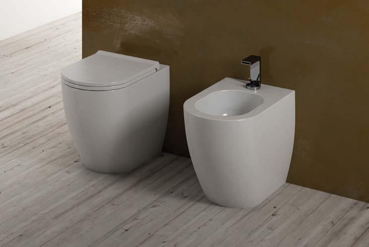 86 87 wc e bidet Smile 53 a terra Smile 53 back to wall wc and bidet finitura / finish Brina wc e bidet Smile MINI 48 a terra Smile MINI 48 back to wall wc finitura / finish Bianco / White modelli