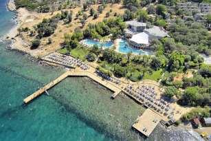 ORA HOLIDAY VILLAGE 4**** - Torba Situato alla periferia di Torba e a 7 km da Bodrum, l'ora Tatil Koyu vanta una spiaggia privata lambita dal Mar Egeo e offre vari comfort moderni quali la