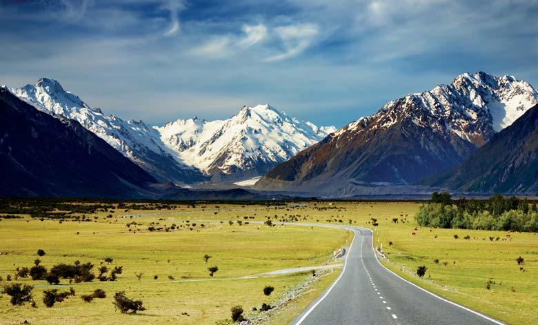 NUOVA ZELANDA TOUR IN AUTO New Zealand Splendour Gli incantevoli scenari e le città storiche della Nuova Zelanda in un approfondito tour individuale in auto che offre la possibilità di esplorare in