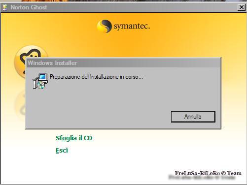 restrizioni) Inserire il CD ROM del