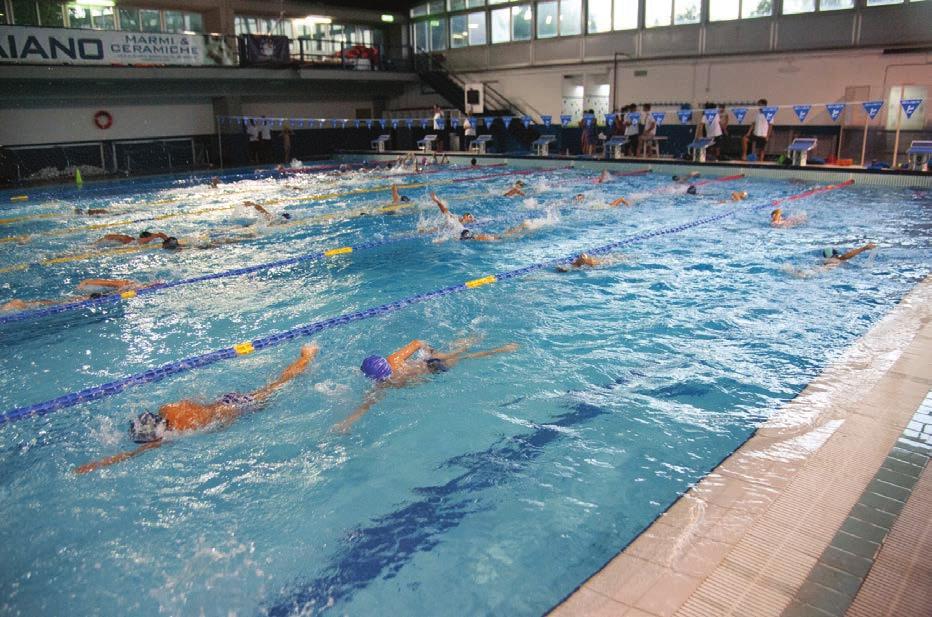 Nuoto Adulti SERA BISETTIMANALE Martedì - Giovedì 19.10-20.00 abbonamento 60,00 50,00 (pagamento di giugno anticipato) quota trimestrale 130,00 TRISETTIMANALE Lun - Mer - Ven 19.10-20.00 20.00-20.