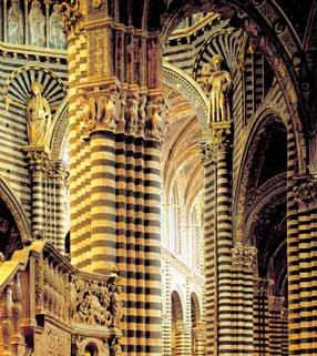 134 5 La società comunale Il duomo di Siena Alcuni caratteri del Romanico, radicati nell architettura toscana, sono riconoscibili nel duomo di Siena, rivestito, internamente ed esternamente, a fasce