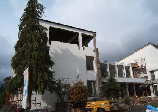 (travi e pilastri) estratti da un edificio in c.a. in corso di demolizione.