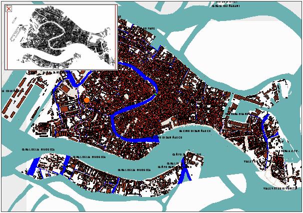 2. La zona mappa (Figura 3) dove è visualizzata la mappa di Venezia e una piccola mappa di overview che può essere chiusa dall utente. Figura 3. La Zona Mappa 3.