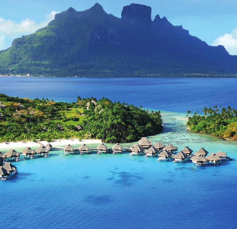 Hilton Bora Bora Nui Resort & Spa L esclusivo resort annidato sul motu Toopua offre una vista spettacolare della laguna.