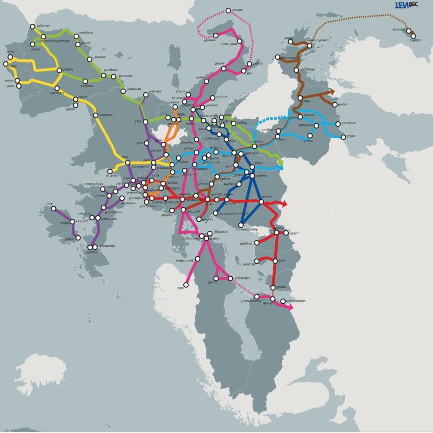 3 - INQUADRAMENTO EUROPEO - LE RETI TEN-T Lo scopo delle reti Trans European Network (TEN) è quello di assicurare, razionalizzare e rendere compatibili ed interoperabili le infrastrutture;