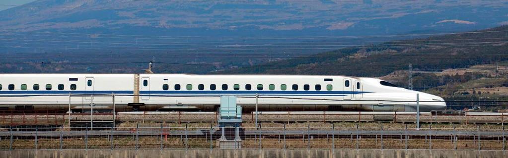 GIAPPONE VIAGGIARE IN TRENO Viaggiare in treno In Giappone viaggiare in treno costituisce spesso il modo più comodo e sicuramente il più veloce per spostarsi da una parte all altra del Paese.