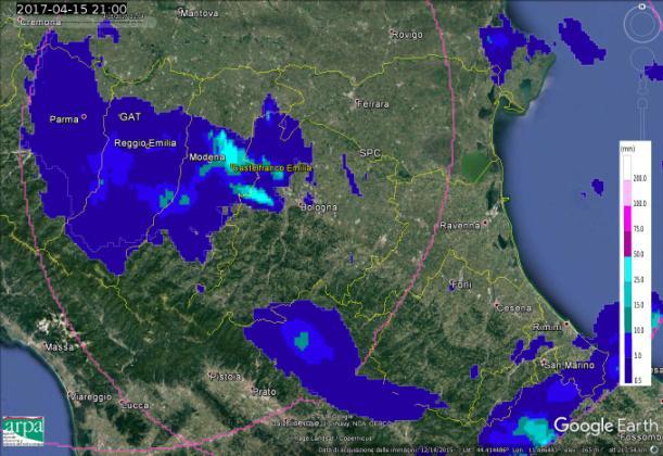 UTC fino alla notte. Le cumulate orarie da radar dalle 20 alle 23 UTC sono mostrate in Figura 15.