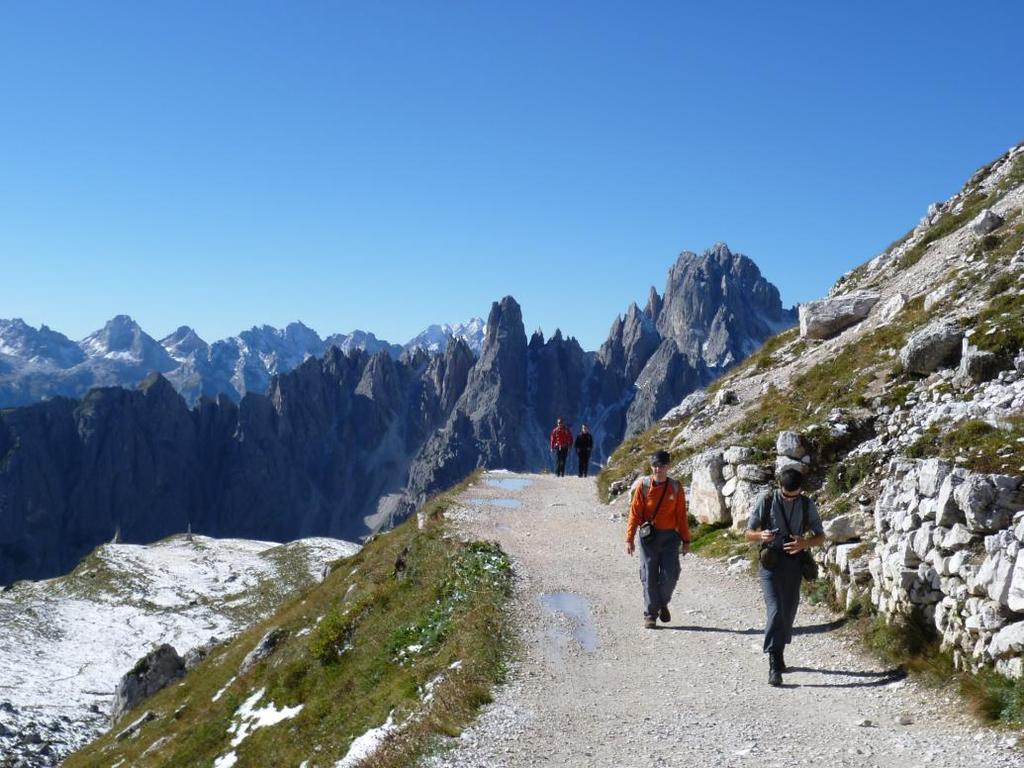 Program zájazdu DOLOMITY vertical 2014 (9.9.-14.9.2014) Vysokohorská turistika (VHT) Pozn.