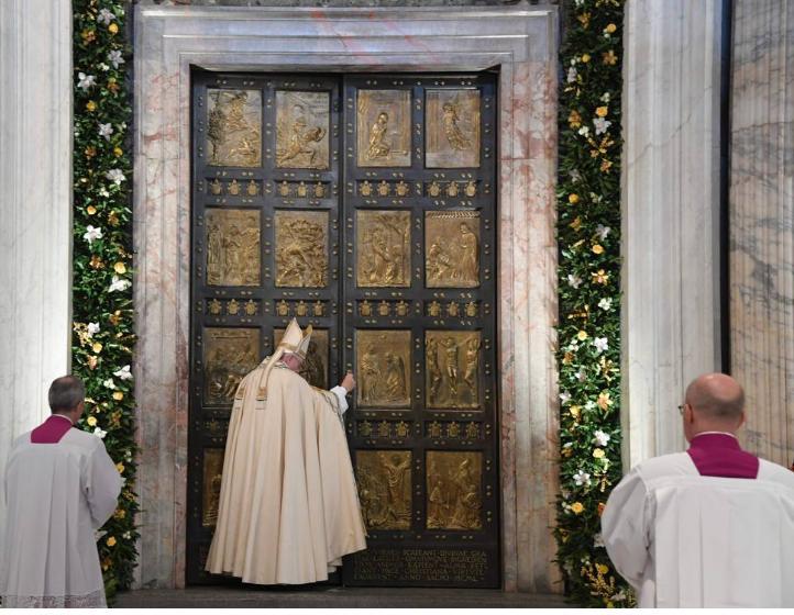 Le indulgenze La dottrina cattolica: Dio lascia gli uomini liberi di credere o di non credere, di commettere il male o il bene.