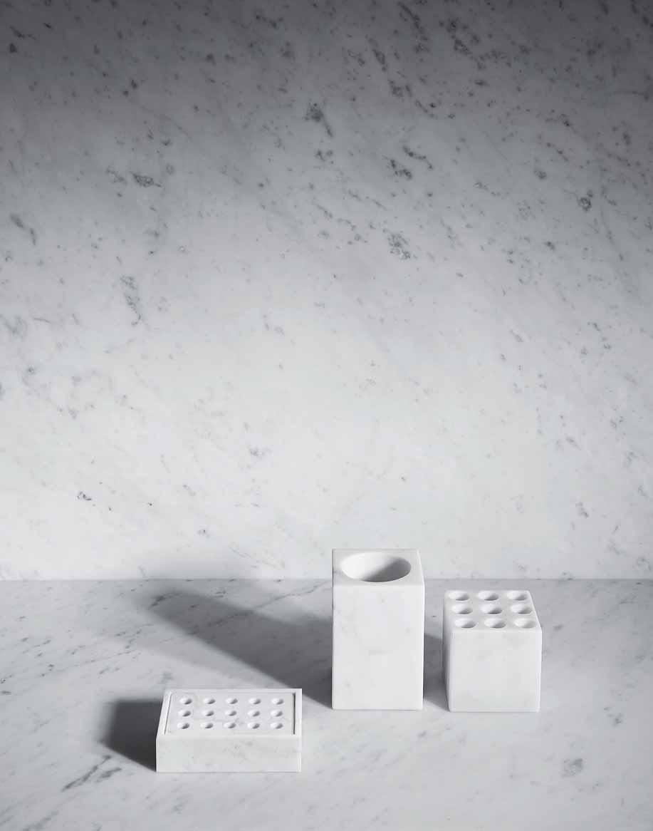 WALL AND COUNTERTOP PARETE E PIANO Honed Bianco Carrara Bianco Carrara Levigato