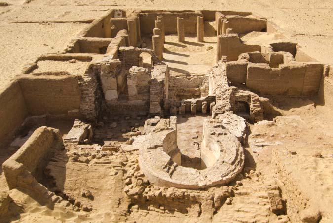 24 secolo d.c., una casa situata in un area di produzione di vasellame ceramico e una serie di edifici situati al centro della città.