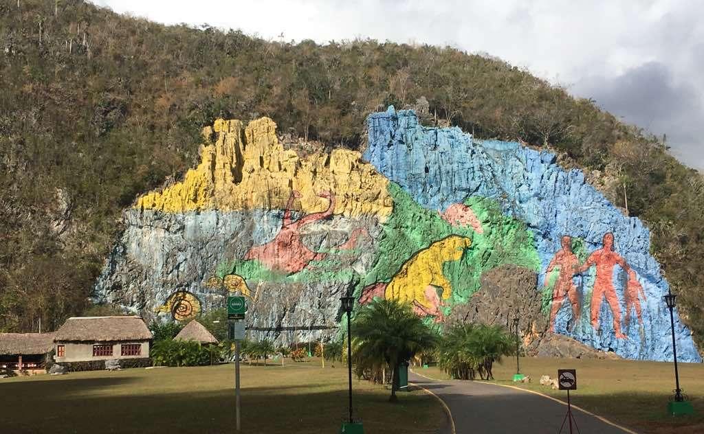 La parte occidentale (VIÑALES conta circa 30.000 ab.