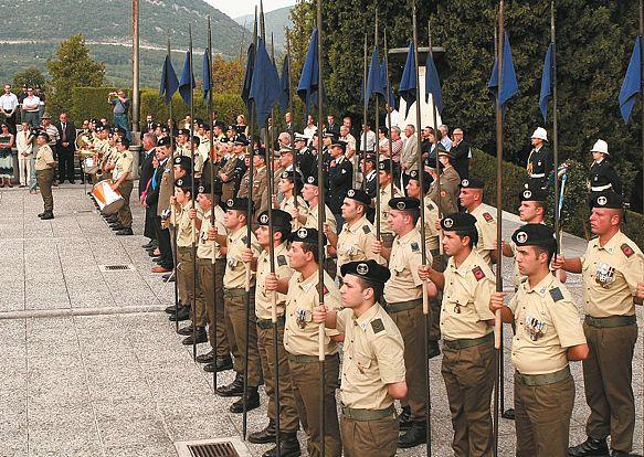 18 APR 2011 Messaggero Veneto Pordenone Cronaca pagina 7 Oslavia,sacrario:fondicercansi La sistemazione del monumento servono 250 mila euro.