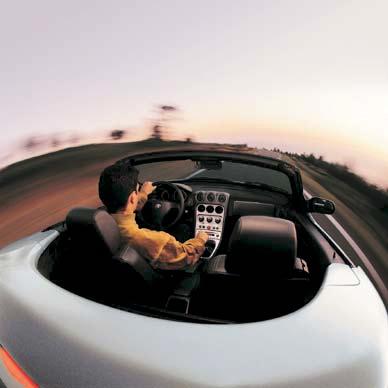 Controllo Alfa Spider è tecnologia finalizzata alla sicurezza, a una stabilità eccezionale, da vera auto sportiva.