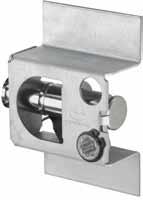 Catenacci e limitatori Bolts and opening limiting devices 1 Catenaccio supplementare (paletto notte) Additional bolt (night latch) 27 S Sporgenza S rotrusion S Mano Hand Scatola Box erno Bolt 1 9