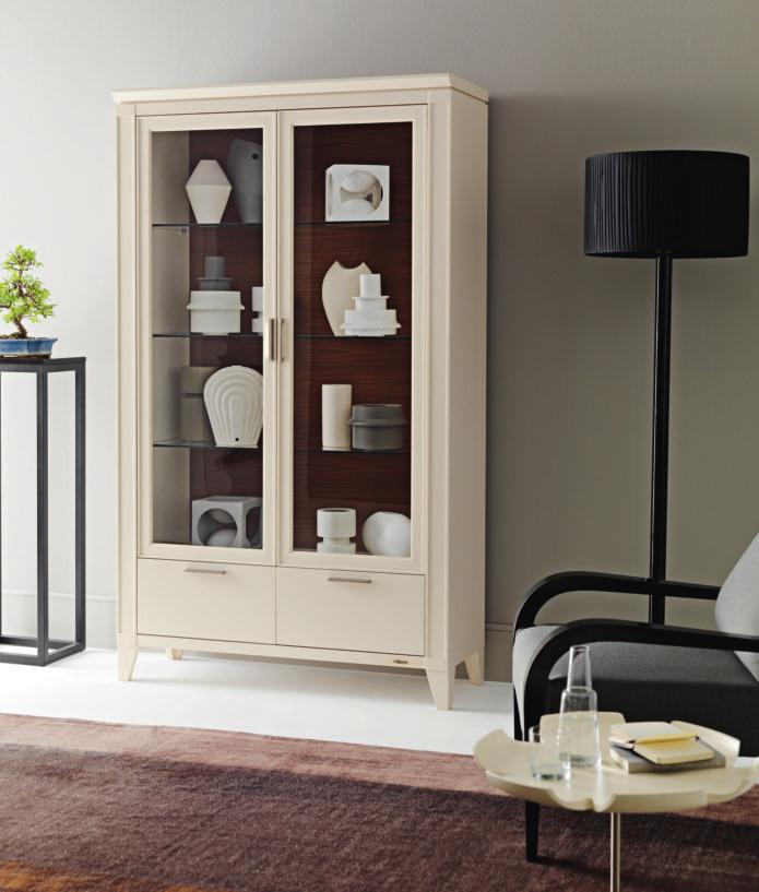 PM30 Achillea - Vetrina 2 ante PM30 Achillea - 2-door display cabinet PM47 - Tavolino piccolo Fiore PM47 - Coffee table flower-shaped SUITE - Poltrancina imbottita SUITE