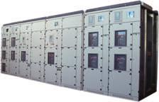 quadri di bassa tensione / low voltage switchboards POLIMETA Quadri di distribuzione in BT Power Center Fino a 1000 V - 5000 A - 100 ka I quadri di distribuzione Polimeta sono destinati ai sistemi di