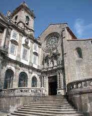 Visita al belvedere vicino al Castello: Portas do Sol o santa Luzia, da dove si potrà ammirare la città costruita sulle coline.