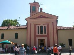 DOMENICA 14 MAGGIO 2017 Ecco le prime giornate calde i bolognesi prendono la Porrettana e vanno in collina al fresco Anche noi prendiamo la Porrettana, ma ci fermiamo avete capito dove? No? Beh.