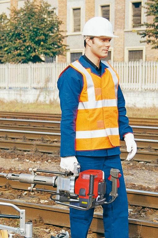 6 Maniglia di trasporto Maniglia per un comodo trasporto ed elemento di unione con carrello CS SD.