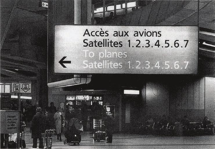aeroporto Charles De Gaulle (il Frutiger, 1970-1976) sfrutta aperture