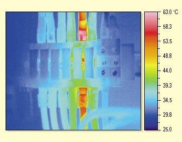 VERIFICHE TERMOGRAFICHE L'allentamento di un morsetto ha provocato il surriscaldamento di un cavo Energy Med - Napoli