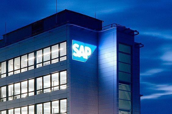 Cos è SAP 100.000 installazioni - 12 milioni di utenti Soluzioni per 23 settori di mercato 30.000 dipendenti La soluzione SAP è modulare.