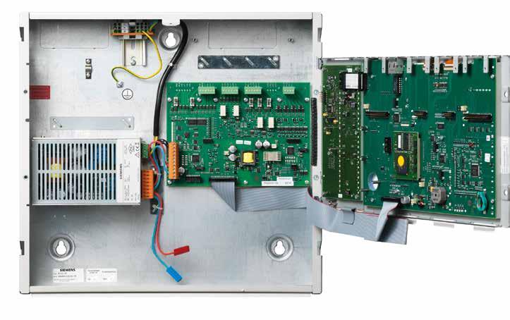 Centrale di rivelazione incendio stand-alone FC721 Kit cavo di comunicazione FCA2014-A1 Modulo RS485 FCA2002-A1 o Modulo RS232 FCA2001-A1 2x batterie max.