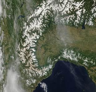 COPERTURA NEVOSA - 1 La copertura nevosa rappresenta una risposta integrata alla variazione sia della temperatura sia della precipitazione proiezioni per