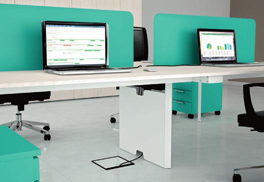 The bright, sea-green colour furnishes this work area with taste and imagination. A place of simple geometries but with unique features, where the flow of information gathers pace. Un lieu convivial.