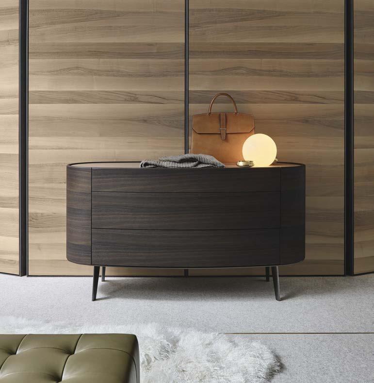 This page: Kelly chest of drawers in spessart oak with top in hide 29 tortora