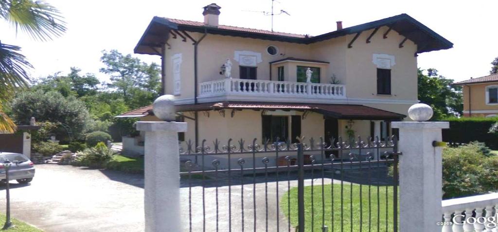 - Progetto e dir.lav. di ripristino strutturale con ampliamento villa primi novecento in via Volta n.70 di Vizzola Ticino (VA); progetto d arredo interniesterni; proprietà-committente: Canziani- Rosi.