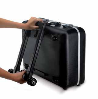 splendide valigie stampate in materiale abs nero, antiurto ed indeformabile.