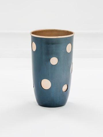 149 Ettore Sottsass Vaso portaombrelli Alluminio anodizzato, alluminio smaltato. Prod.