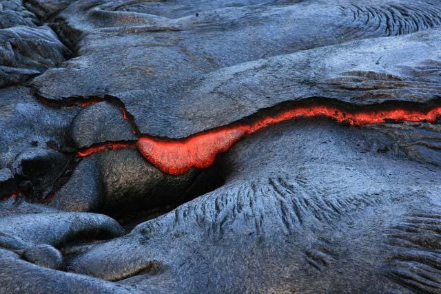 Ma sotto la crosta superficiale, la lava