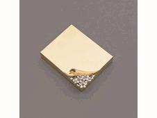399 Solitario in oro giallo intrecciato a tenere centralmente un diamante rotondo, taglio a brillante di ct.3,20 circa, g.15,80, misura: 4/44 Accompagnato da Jewelry REPORT GECI n.