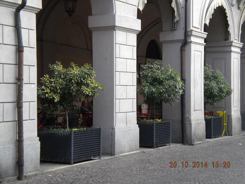 MARTIRI PIAZZA ADUA (PRESSO STAZIONE) E