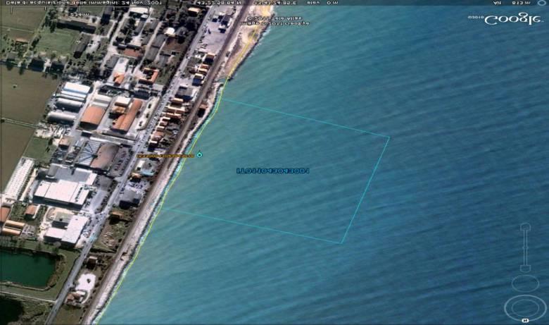 monitoraggio: 1 aprile - 30 settembre Frequenza di monitoraggio mensile Stagione balneare 1 maggio - 30 settembre ZZ Spiaggia con ghiaia fine di origine calcareo selcifera con pendenza media del 3%