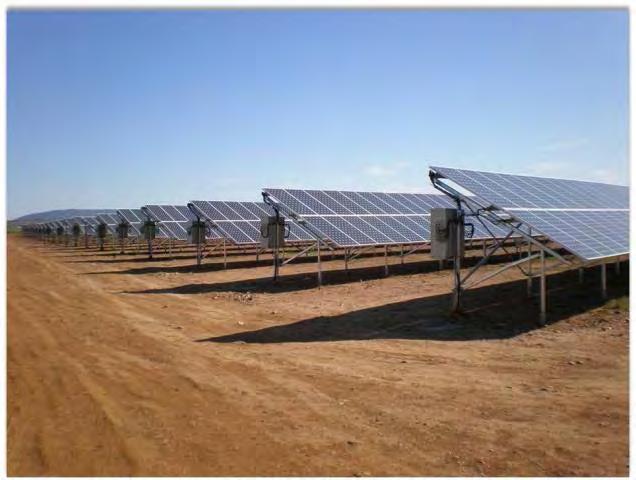 Campo Fotovoltaico ed Interfaccia DC- DC Requisisti del Campo Fotovoltaico Tipo di pannelli (Enel Green Power) Corrente massima del campo PV 230 A Potenza massima del campo PV 120 kw Tensione massima