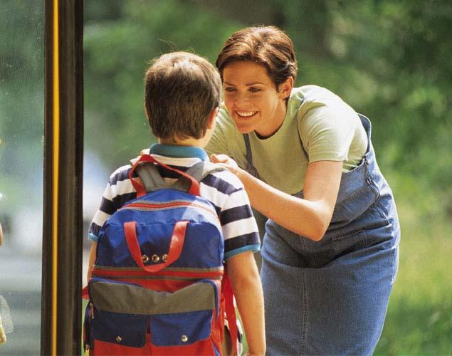 Consigli per i genitori: Fate vivere in modo attivo il percorso casascuola al bambino e se possibile rinunciate all auto per portarlo a scuola Accompagnate il bambino più volte sul percorso