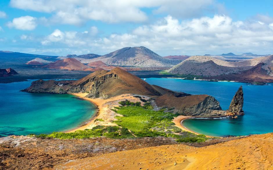 ECUADOR e GALAPAGOS Perché questo viaggio: Per rimanere a bocca aperta di fronte alla maestosità dei vulcani ecuadoregni Perché le Galapagos rappresentano un sogno e il viaggio che ognuno vorrebbe