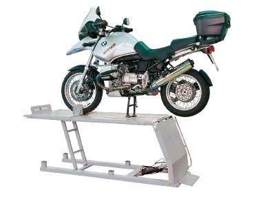 RAV-1394P SOLLEVATORE PER MOTO Portata 400 Kg. con pompa oleopneumatica.