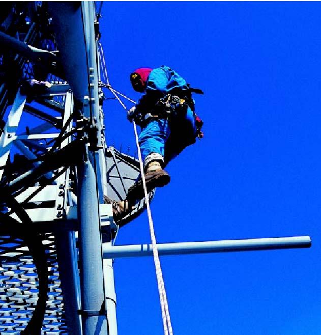 LAVORI IN QUOTA CON USO DI FUNI