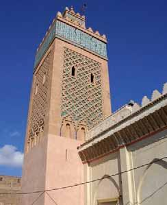 intatto uno stile di vita che si ripete da millenni. 1 giorno ITALIA / MARRAKECH Partenza con voli di linea per Marrakech.